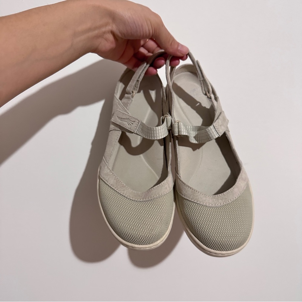 Dansko Renan Ivory Suede Mary Janes